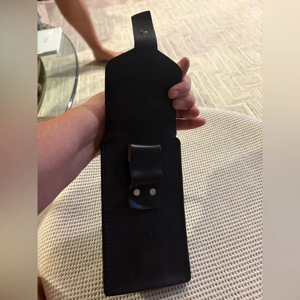 HANDMADE cowhide Black Leather cell phone case. Easily slides on belt. Unused.